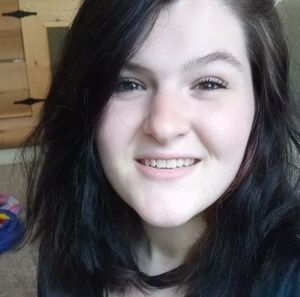 Meet your Posher, Laurelee